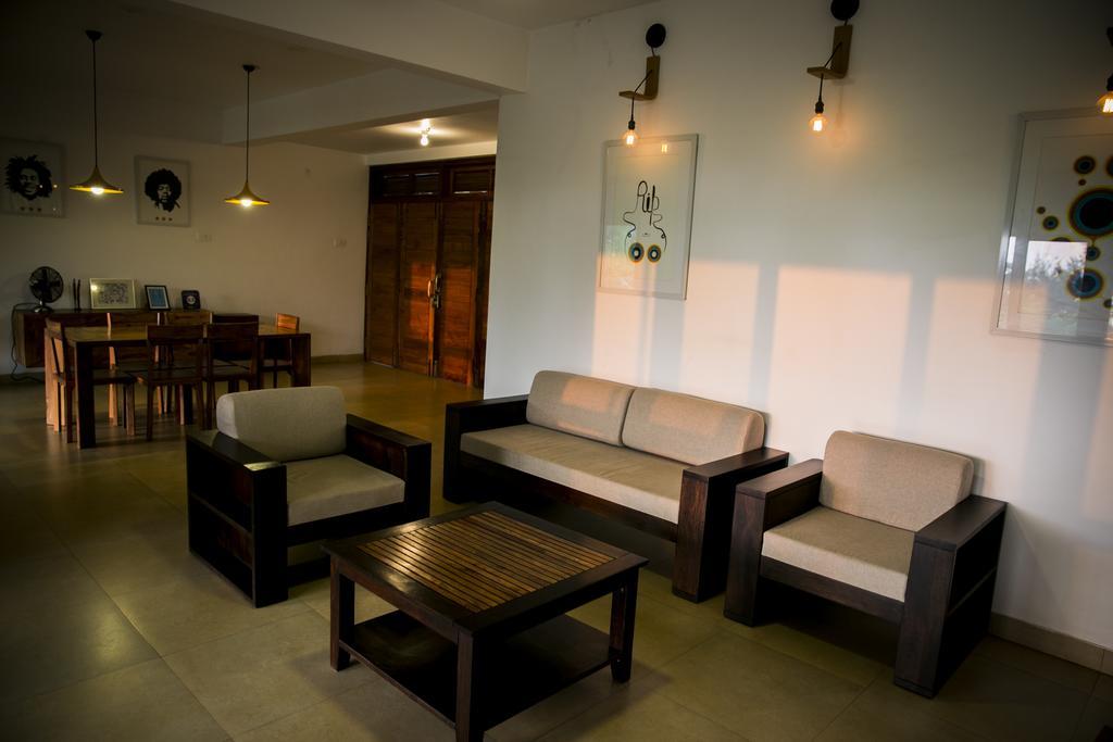 Casa Cubo By The Beach Bed & Breakfast Calangute Bagian luar foto