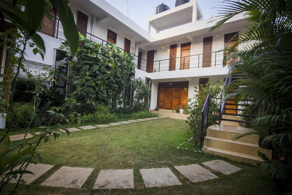 Casa Cubo By The Beach Bed & Breakfast Calangute Bagian luar foto