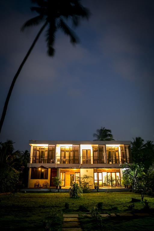 Casa Cubo By The Beach Bed & Breakfast Calangute Bagian luar foto